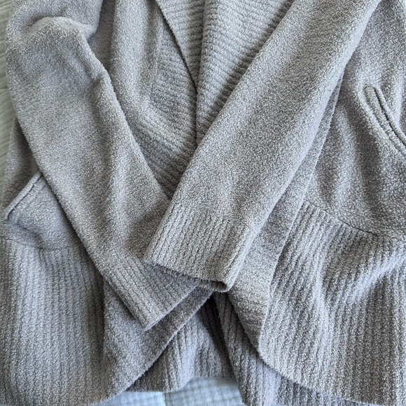 Barefoot Dreams® CozyChic
Lite® Circle Cardigan - Picture 11 of 12